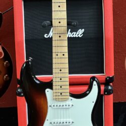 Fender American Standard Stratocaster with Maple Fretboard 2009 3TSB w/ HSC