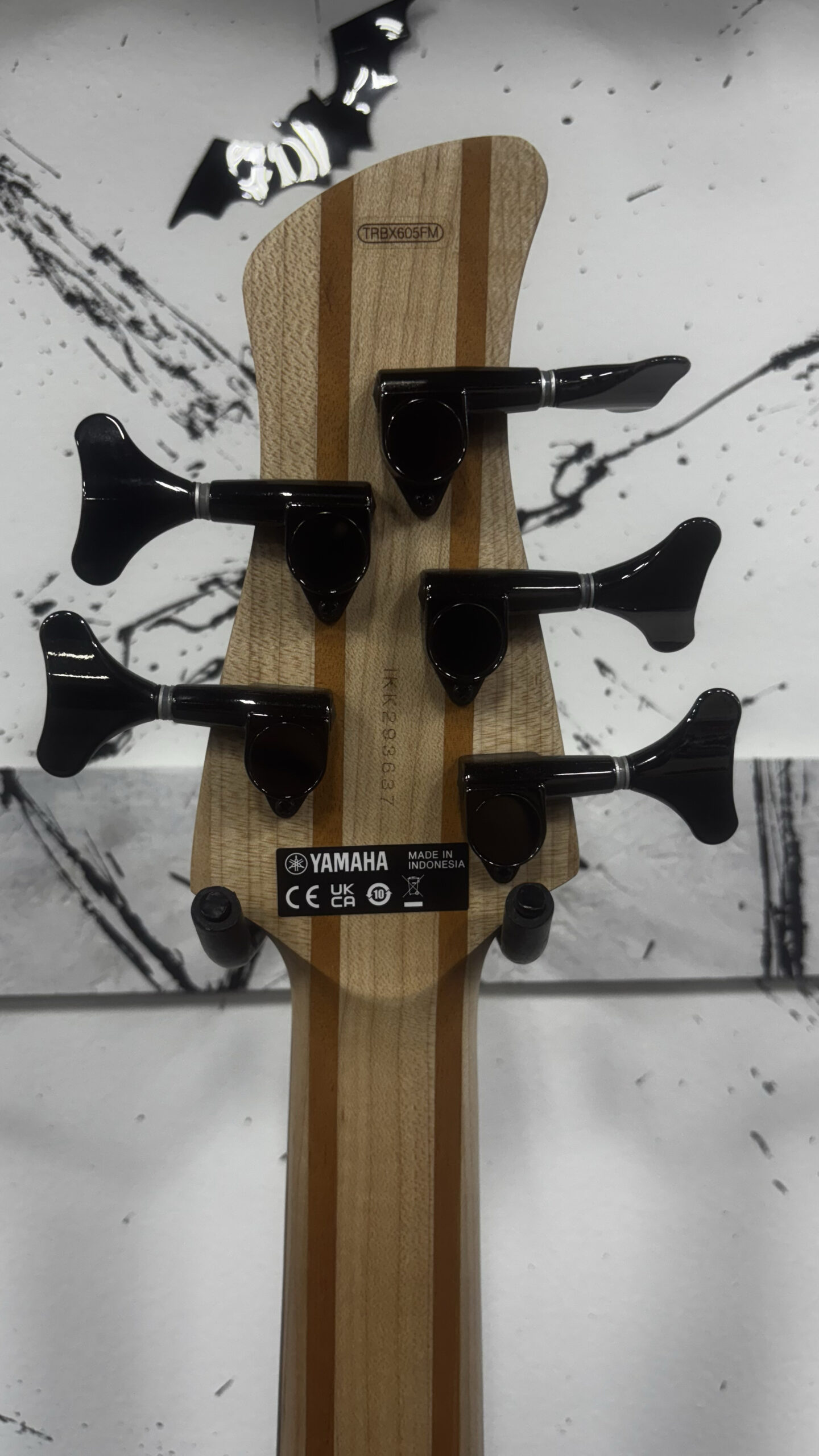 Minarik Goddess Bass, Trans Crimson Rd - Image 8