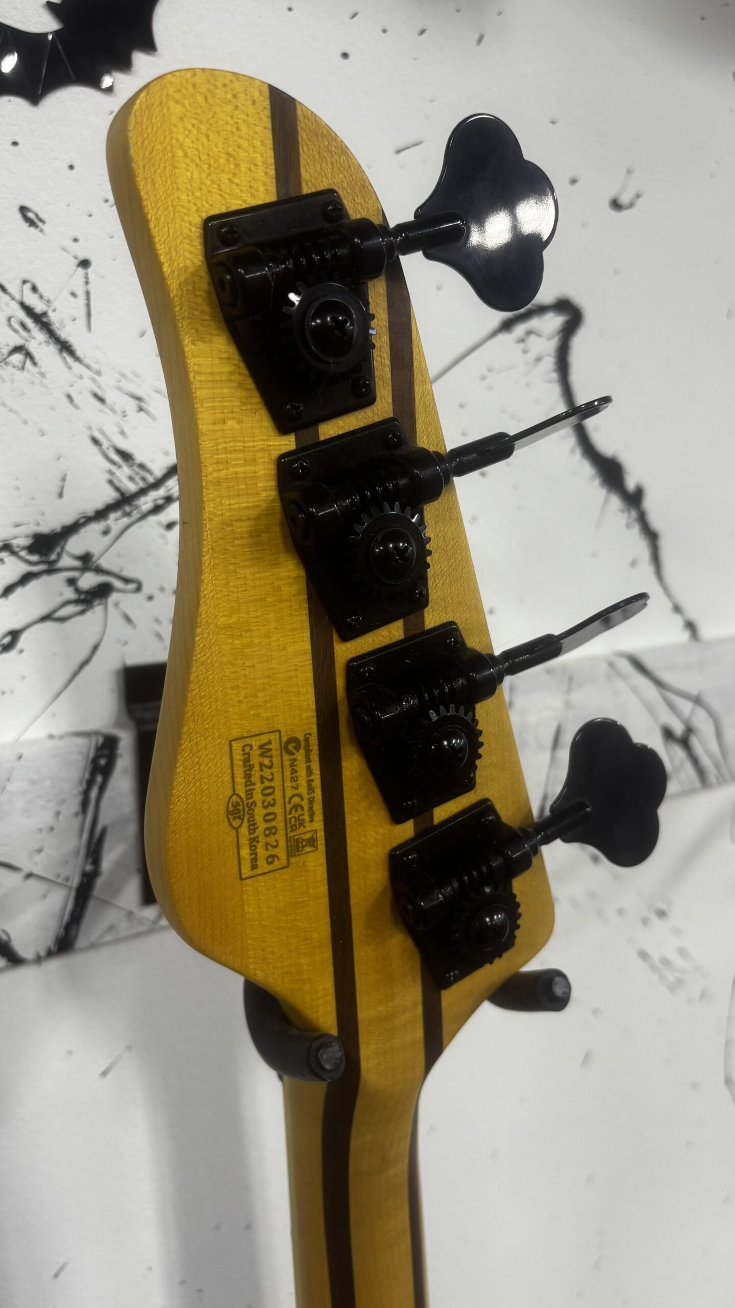 Schecter Guitar Research Michael Anthony Signature Bass - Image 8