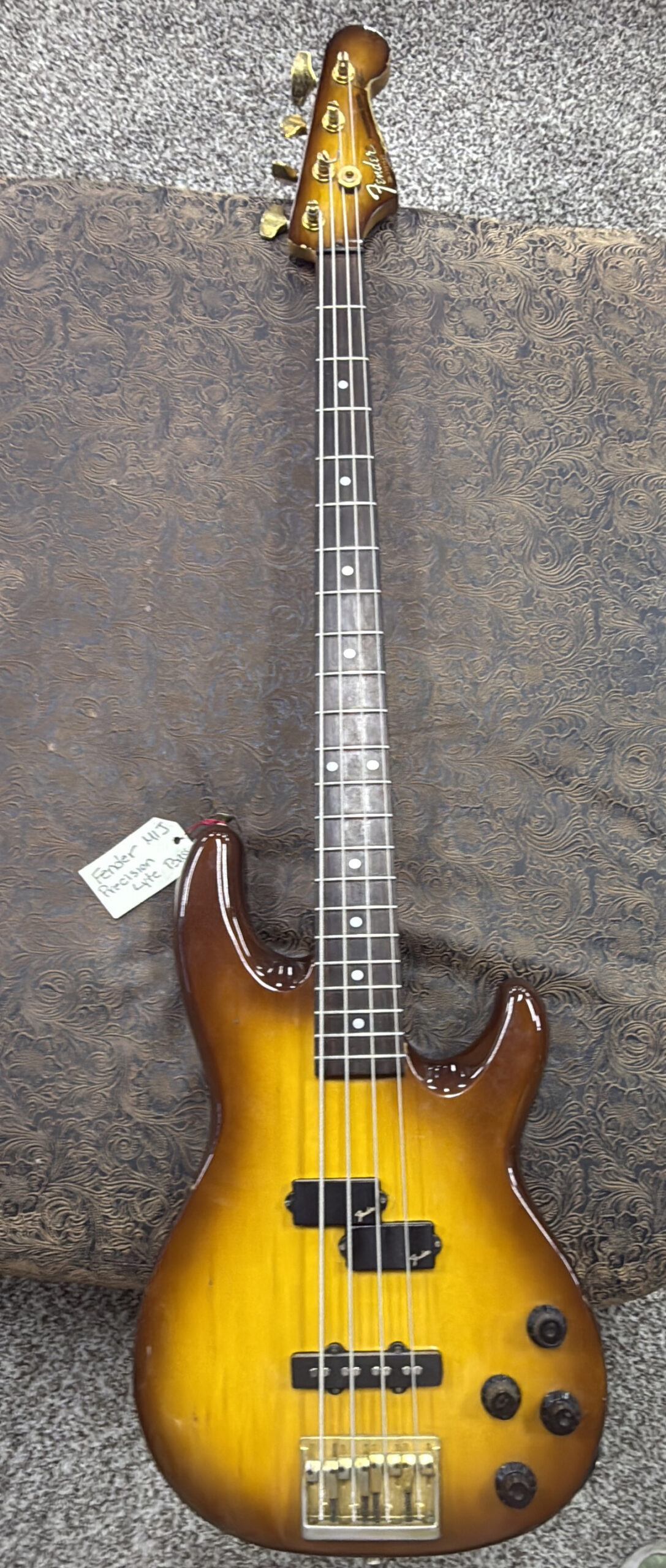 Fender MIJ P Bass Lyte