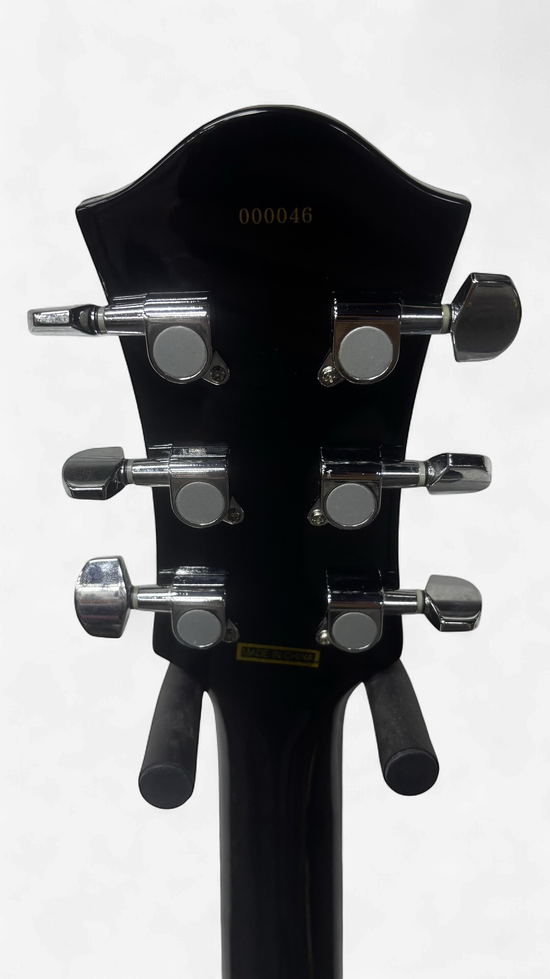Minarik Furii Guitar, Gloss Black