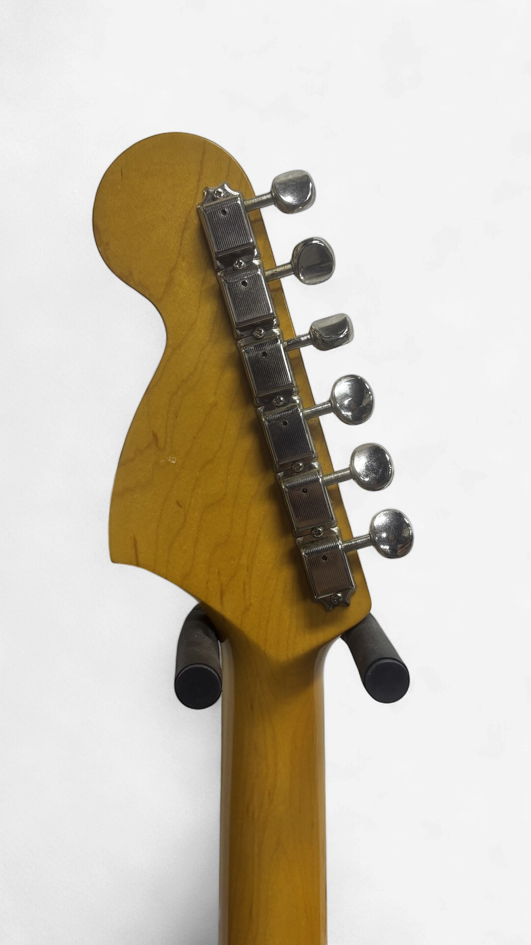 1984–1987 Fender MIJ Stratocaster – EMG Pickups & Kahler Tremolo
